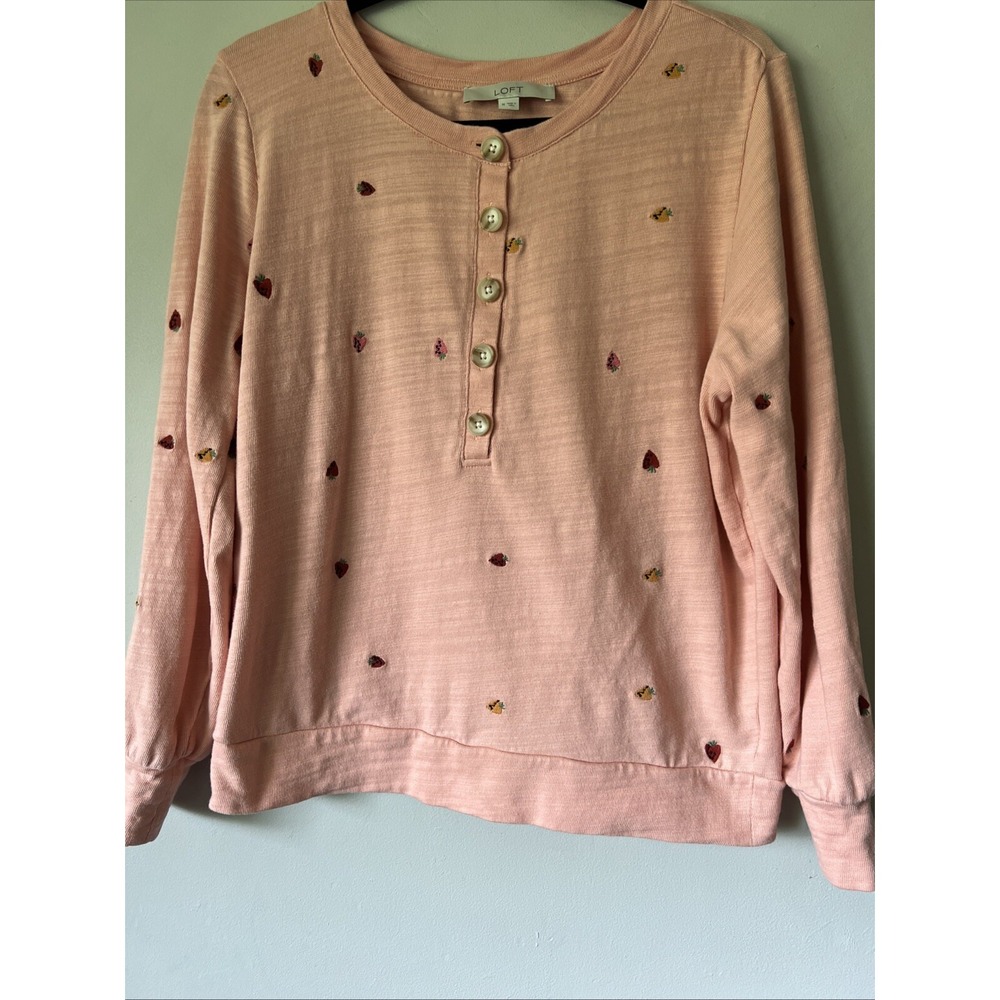 LOFT Size Medium M Henley Pullover Top Peachy Pink Strawberry Embroidered